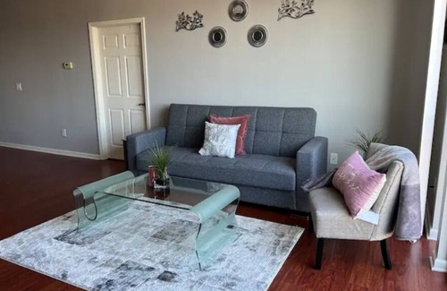 Dearborn Apartment | Home away from home , 1 Large Bedroom Condo