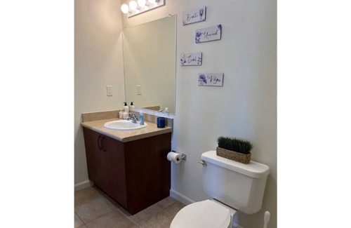 Dearborn Apartment | Home away from home , 1 Large Bedroom Condo