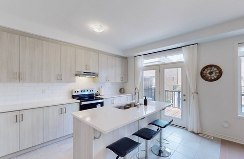 Oakville House | Home Away From Home