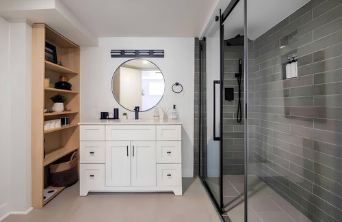 Ottawa Division Bed & Breakfast | Home away from Home