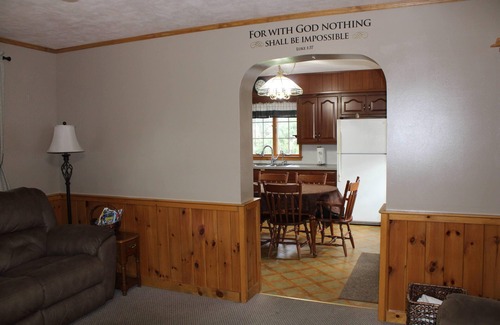 Martindale House | Home away from home - edge of small town Martindale
