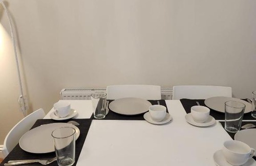 Glyndon Apartment | Home away from Home