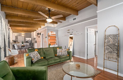 Irving House | Home Away From Home in Central DFW