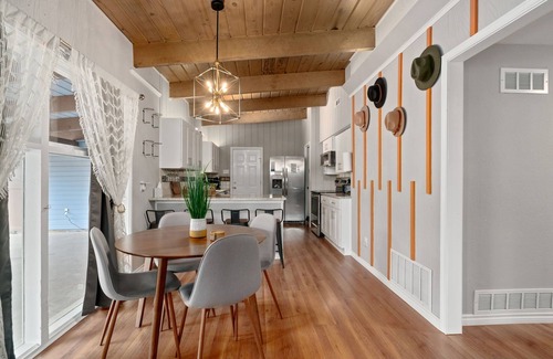Irving House | Home Away From Home in Central DFW