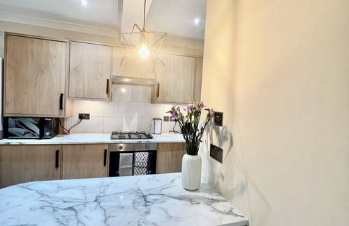 South Norwood Apartment | Home away from home, in the centre of London
