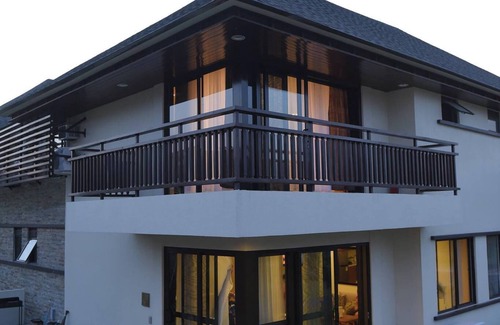 Morong House | Home Away from Home in Anvaya Cove