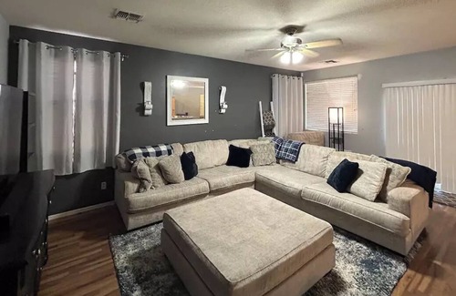 Coldwater Springs House | Home away from home in Avondale