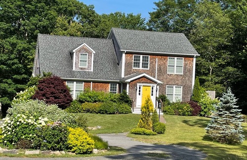 Adamsville House | Home-away-from-home in Westport Harbor.