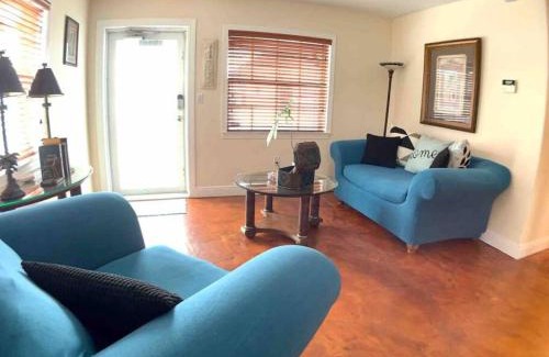Olympia Heights House | HOME AWAY FROM HOME Near Airport and Malls and Highways