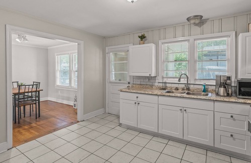 Columbia Cottage | Home away from home near Ft Jackson, USC, and Downtown Columbia