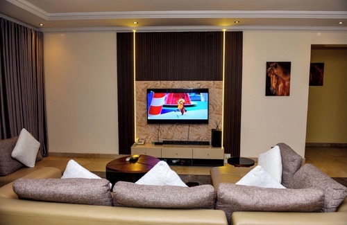 Ofin Apartment | Home away from Home