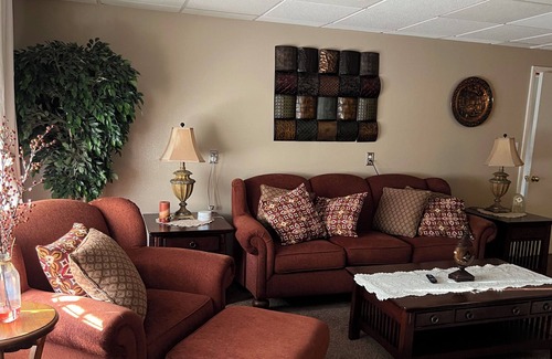 Bucyrus Apartment | Home away from home one bedroom apartment