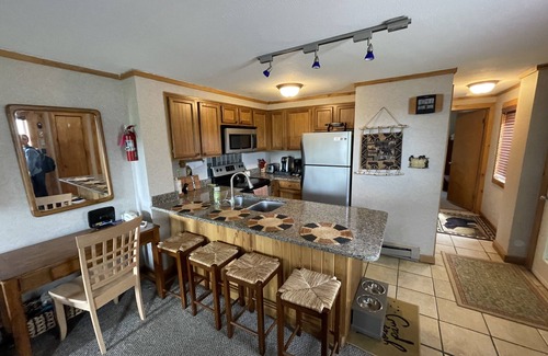 Snowshoe Apartment | Home Away From Home - Powderidge
