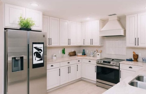 Deltona Lakes House | Home Away From Home-Spacious 8 Guests Pool Homenn