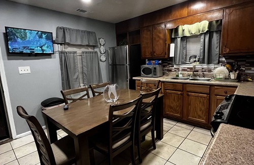 Shannon House | Home away from home