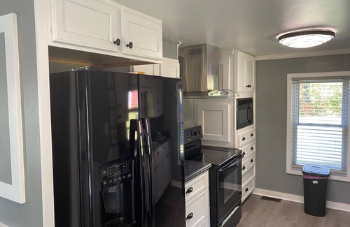 Greeneville House | Home Away from Home
