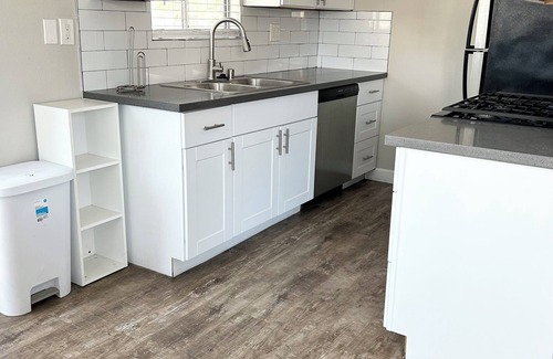 Pico - Robertson Apartment | Home away from home