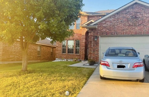 Melissa House | Home Away from Home