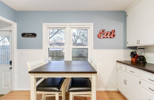 St. Louis Park House | Home Away From Home: Fully Equipped, Pet Friendly Haven Welcomes You