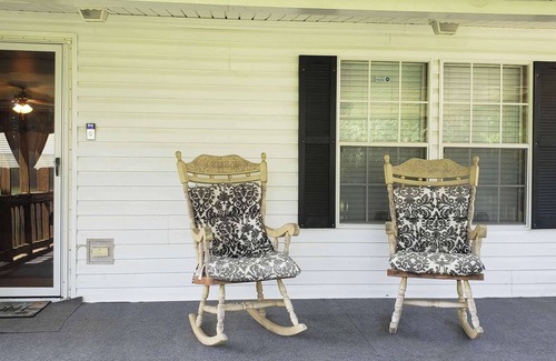 Natchez House | Home Away from Home
