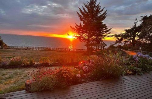 Oak Harbor Apartment | Home Away From Home