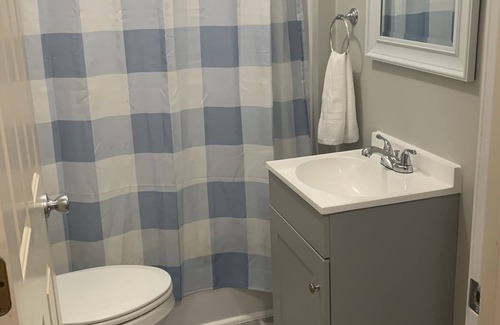 Rockingham House | Home Away From Home in the Heart of Rockingham
