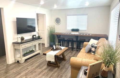 Tremonton Apartment | ★Home away from Home ★
