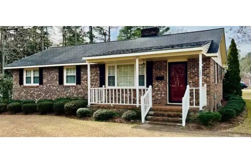 Williamston House | Home-away-from-home in Williamston: Great for long-term stays