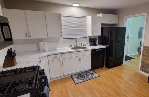 Ypsilanti House | Home Away From Home