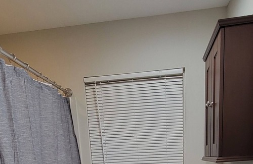 Ypsilanti House | Home Away From Home