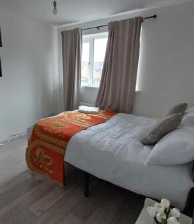 Wolverhampton Apartment | Home away from home & very cozy
