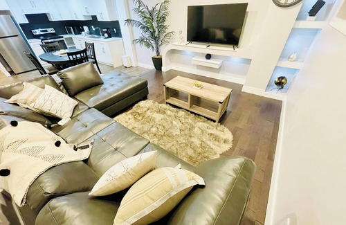 Northwest Edmonton Apartment | Home away from home-walking distance from Albany market square