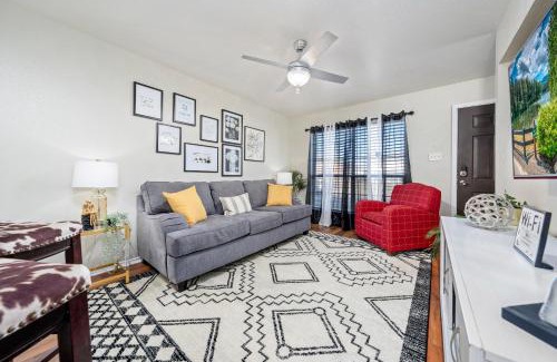 Killeen Apartment | Home Away From Home with King Bed, WiFi and Lots of Amenities