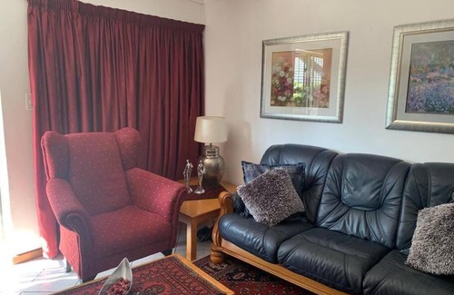 Waparand House | Home away from Home