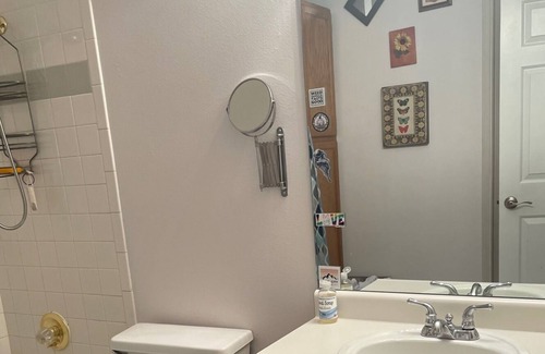 Rockrimmon Condo | Home away from home!