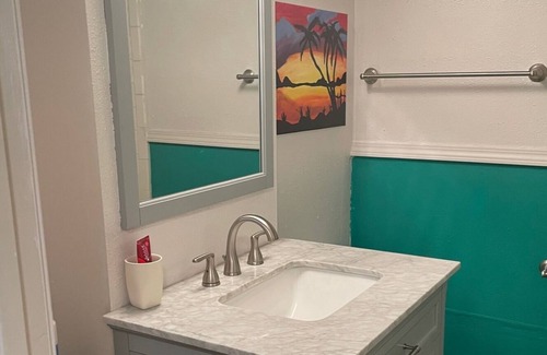 Rockrimmon Condo | Home away from home!