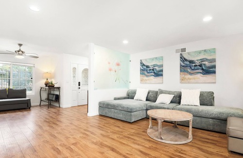 Glendora House | Home away home 4B 2B