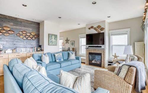 Logsden House | Home By The Sea
