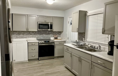 Greensboro House | Home Close to Downtown Greensboro and Universities