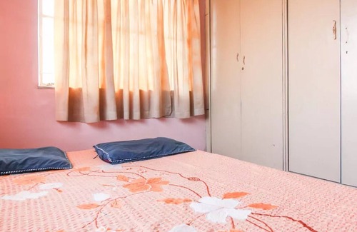 Ballygunge Park House | HOME COMFORT AT BUDGET PRICE NEAR MARKET