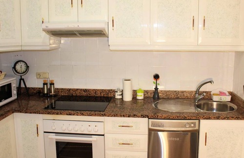Villanueva de los Infantes House | Homerez - House for 9 ppl. with garden and balcony at Villanueva de los Infantes
