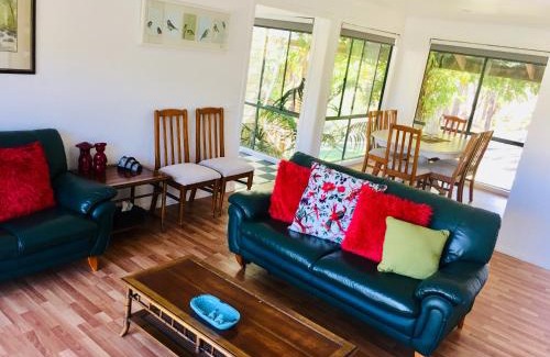 Chum Creek Bed & Breakfast | Home Farm Healesville