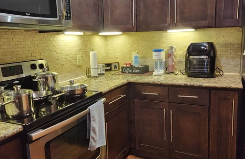 Texas Medical Center Apartment | Home Felt Apartment/NRG/MED CENTER/GALLERIA