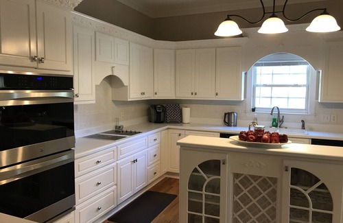 Martinez House | Home for the Masters 4 miles away from Augusta National