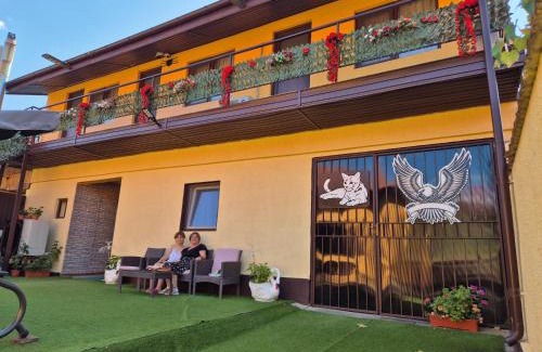 Eselnita House | Home for you