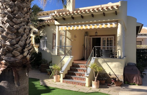 Orihuela Costa Villa | Home from home detached three bed villa