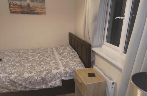 Cribbs Causeway House | Home From Home