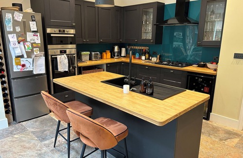 Ravenscourt Park House | HOME FROM HOME IN HAMMERSMITH
