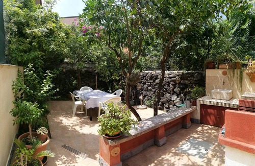 San Giovanni la Punta House | Home & Garden