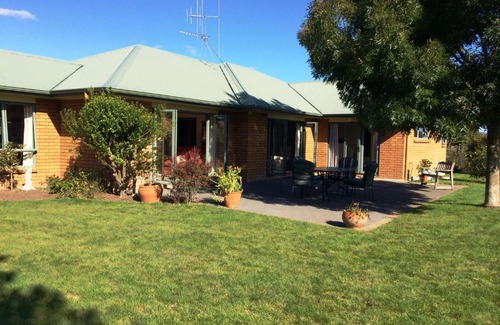 Hamilton Bed & Breakfast | Home Hospitality Hamilton